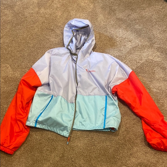Cotopaxi windbreaker - Picture 1 of 8